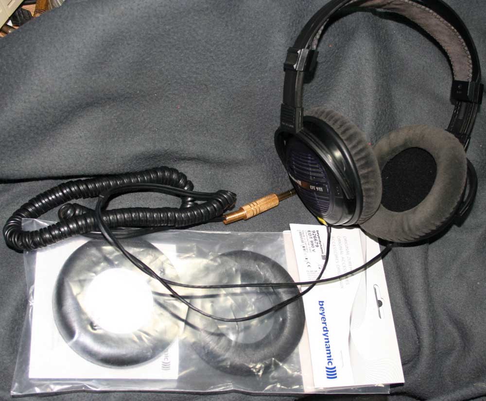 beyerdynamic DT911 headphones (1993)